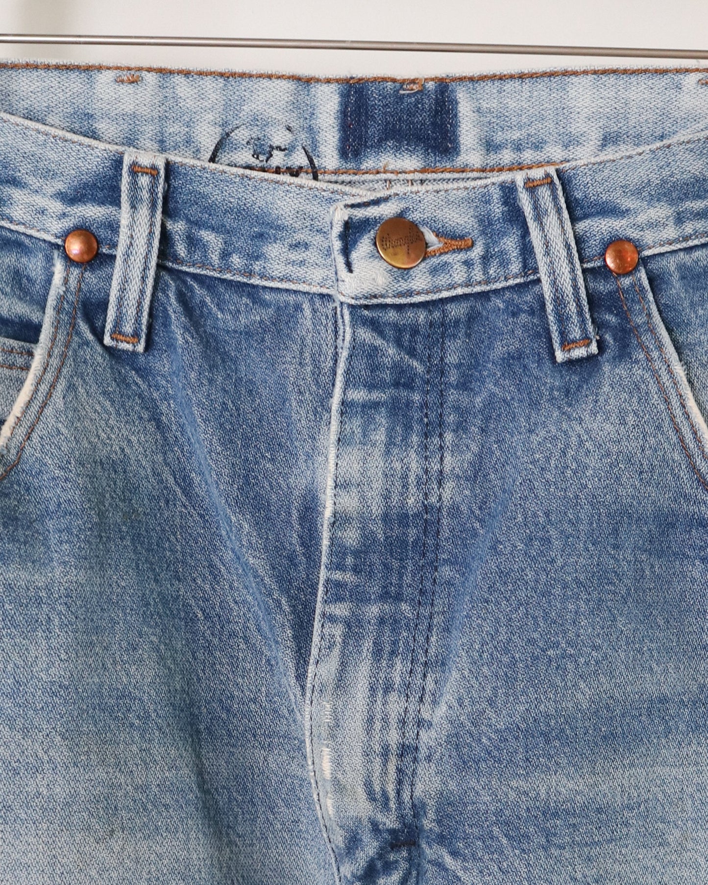 Wrangler Relaxed Fit Denim Jeans - Size 33 x 34.5